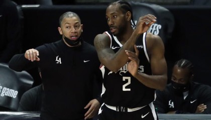 泰伦-卢：我给小卡展示乔丹&amp;amp;科比的脚步 他真的学进去了