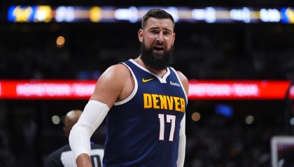 pg热门游戏-今天打双塔！瓦兰丘纳斯首发17分钟 6中4&amp;5罚全中拿到13分6板